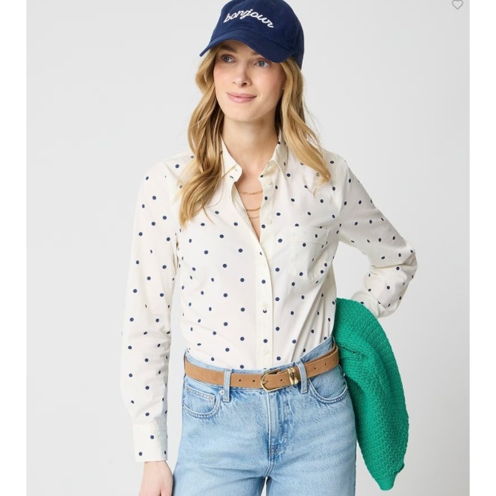 J Crew Top Womens Small  Ivory Navy Polka Dot Signature Fit Cotton Shirt BT991